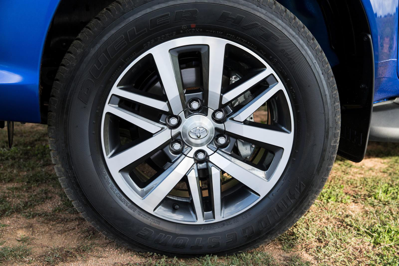 Illustration for article titled 2016 Toyota Hilux: This Is It